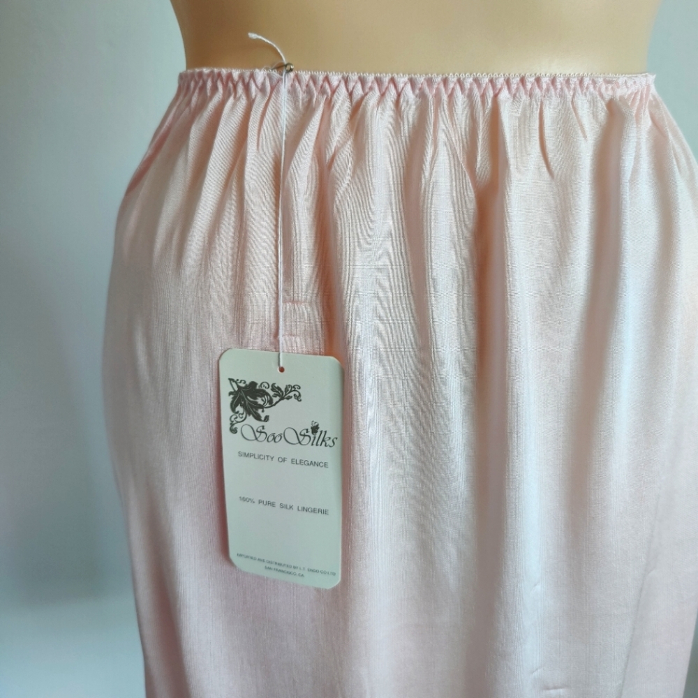 NWT Vintage Silk Slip Skirt | 90s Knit Silk Slip | Knee Length Half Slip- Pink - Picture 2 of 5